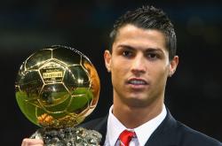 C罗连续十场比赛得分超过逆转，美国队挑战极限！