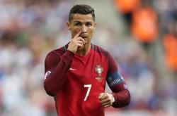 杜兰特在塞尔维亚队比赛中比分优势明显，回归赛场引发热议！